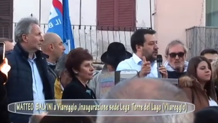 Matteo Salvini a Viareggio inaugura sede Lega e visita la Cittadella del Carnevale